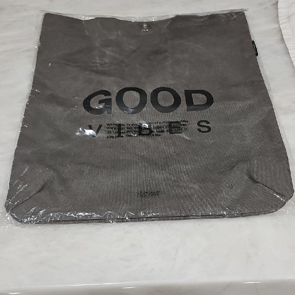Canvas Gray Tote Bag with 'Good Vibes' Print NEW WITH TAGS